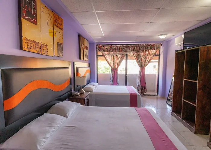 Tradicional Savaro Sa De Cv Hotel Zihuatanejo