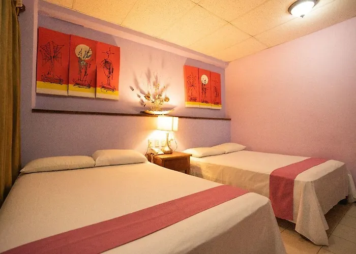 Hotel Tradicional Savaro Sa De Cv