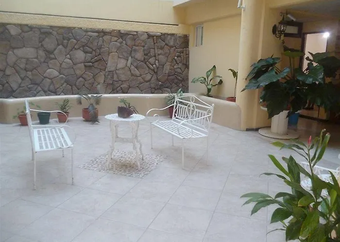 Tradicional Savaro Sa De Cv 3*
